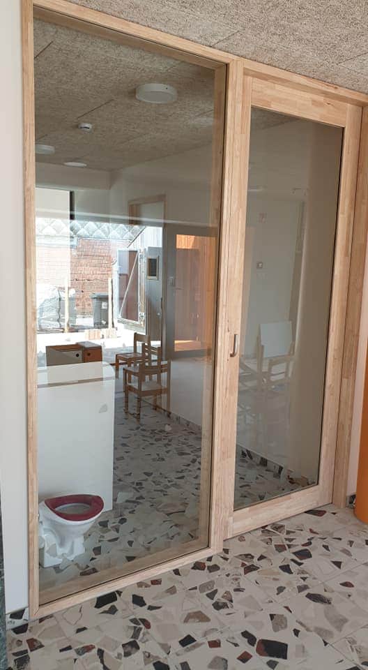 Binnendeuren en kaders kinderdagverblijf Veltem-Beisem - Vrago Interieur