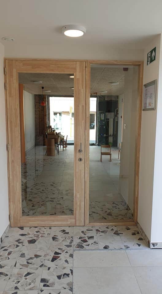 Binnendeuren en kaders kinderdagverblijf Veltem-Beisem - Vrago Interieur