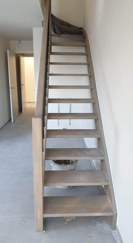 Binnendeuren en trappen appartementen Heusden - Vrago Interieur