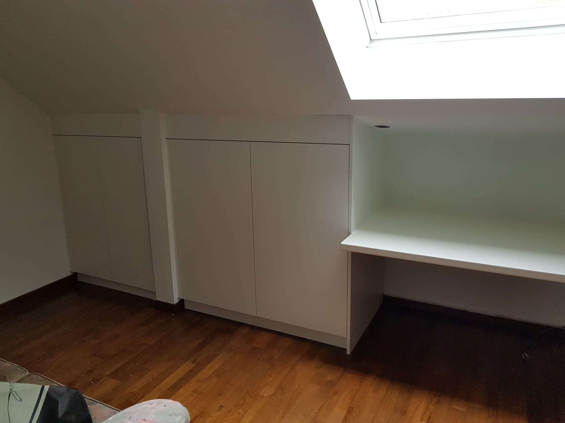 Gyprocwerken en kasten onder dak Zonhoven - Vrago Interieur