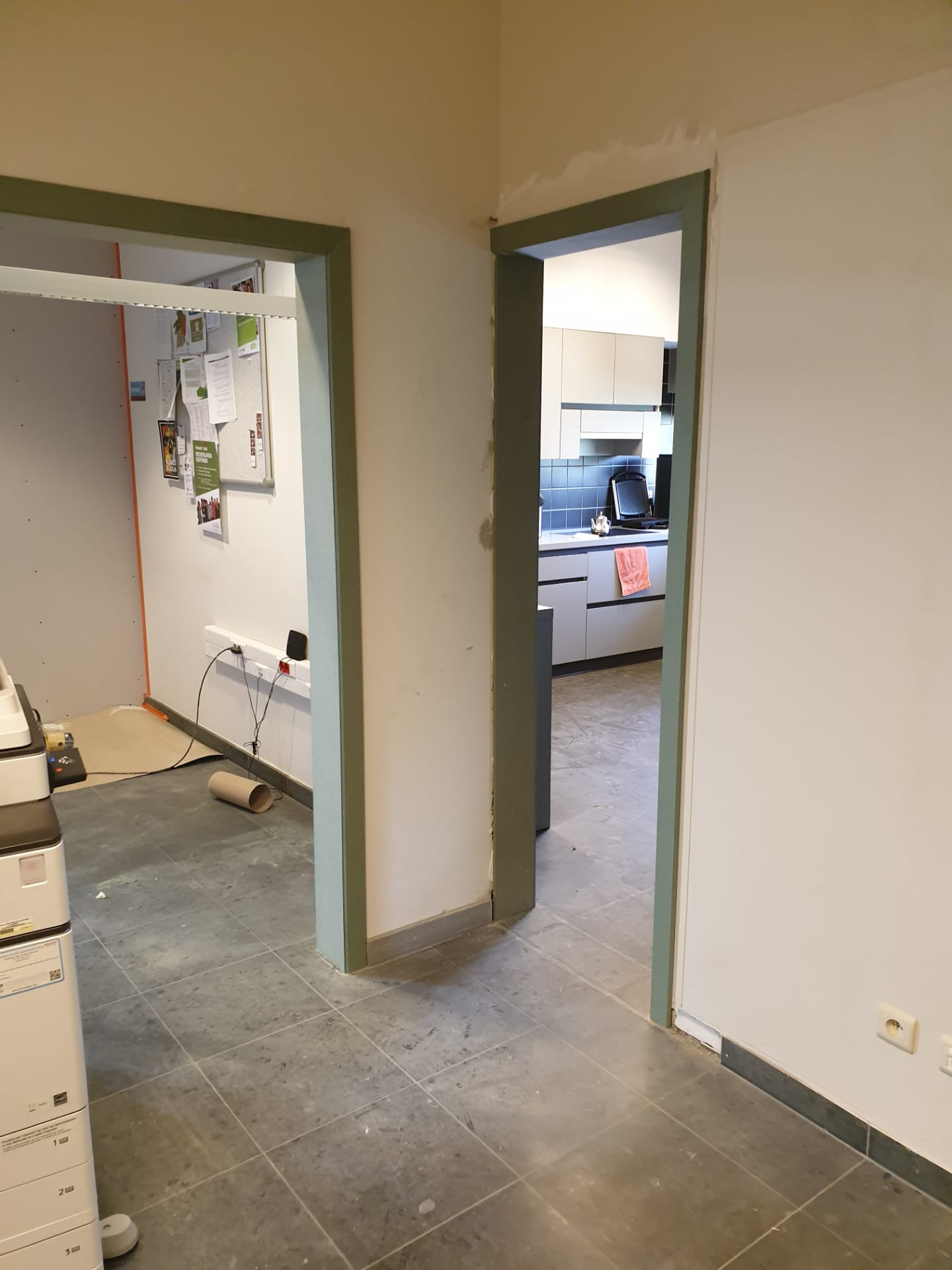 Gyprocwerken en tussenvloeren school Genk - Vrago Interieur