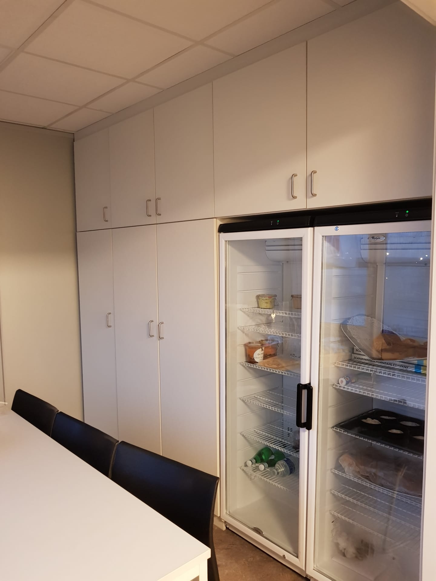 Keuken en refter Loxam Vilvoorde - Vrago Interieur