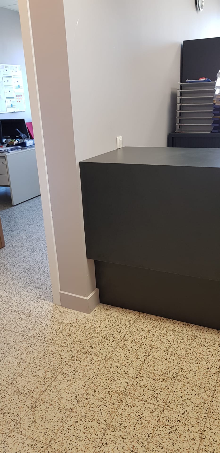 Kleine balie school Landen - Vrago Interieur